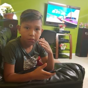 Meet your Posher, Diego